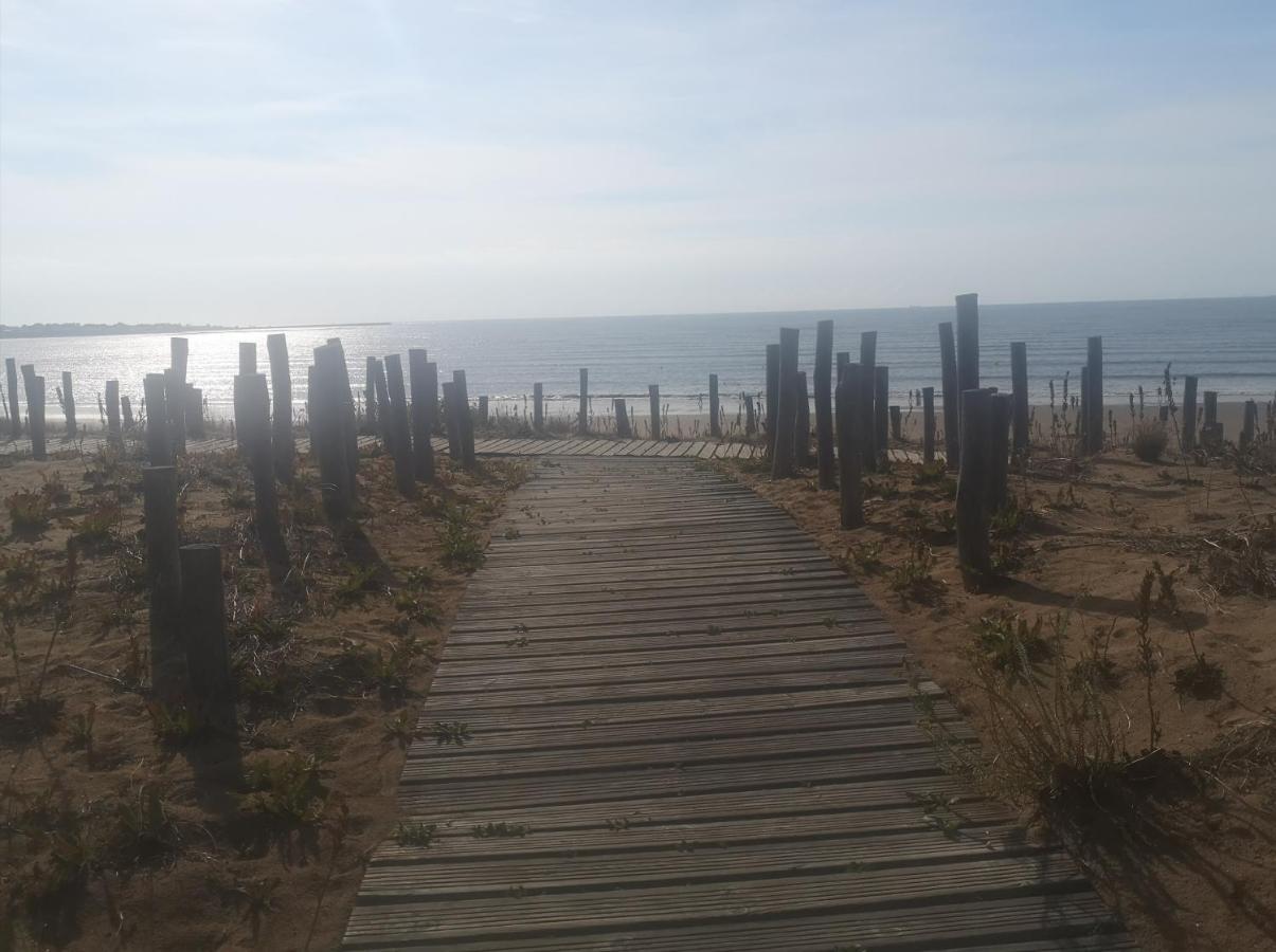 Appartement cosy en cœur de bourg La Plaine-sur-Mer Extérieur photo